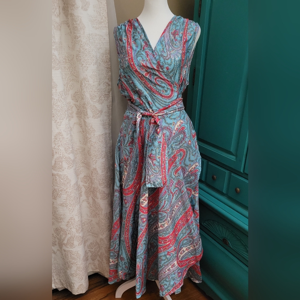 Paisley Print Sleeveless Wrap Dress -65% Silk